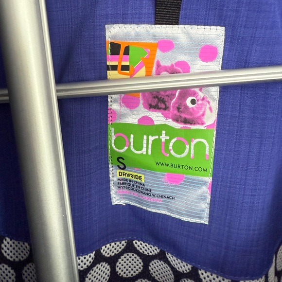 Burton DryRide Laizhou Jacket with Polka Dot Accents - Picture 4 of 5